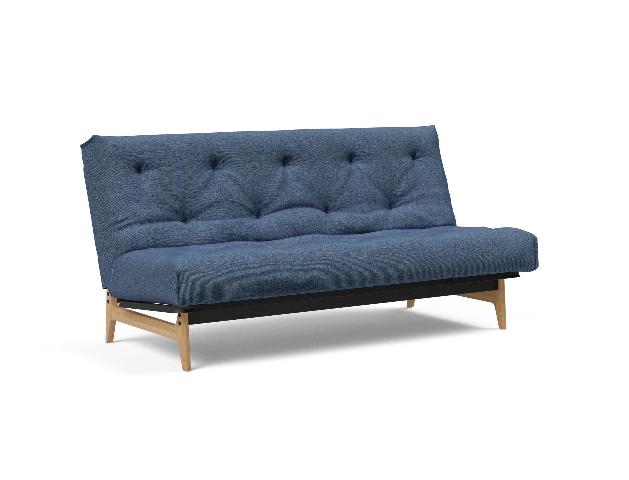 Entdecken Sie das Aslak 140 Bettsofa Nordic Soft Spring von Innovation Living – stilvolles Design trifft auf höchsten Schlafkomfort für Ihr Zuhause.