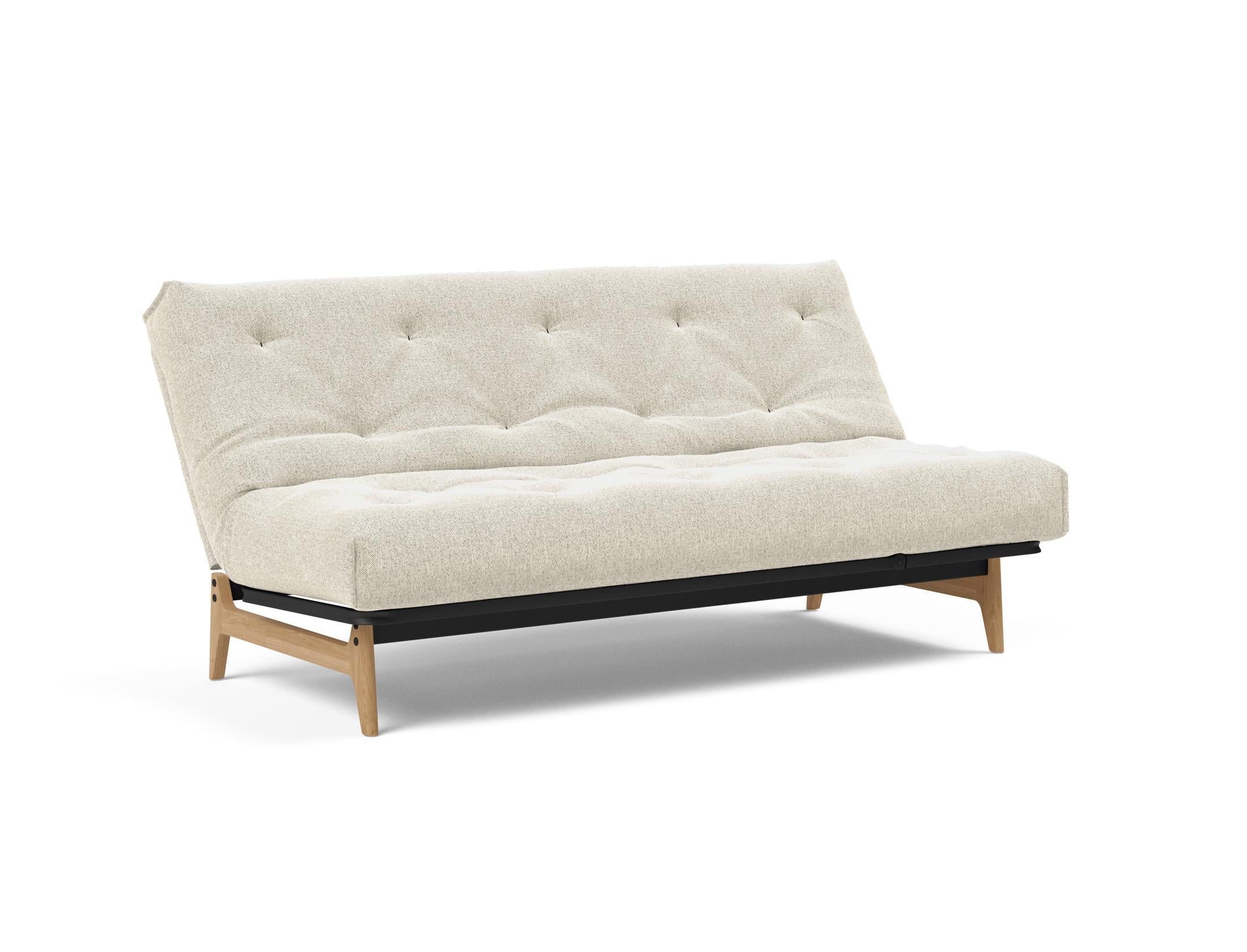Erleben Sie das Aslak 140 Bettsofa Nordic Soft Spring von Innovation Living – eine perfekte Kombination aus modernem Stil und optimalem Schlafkomfort.