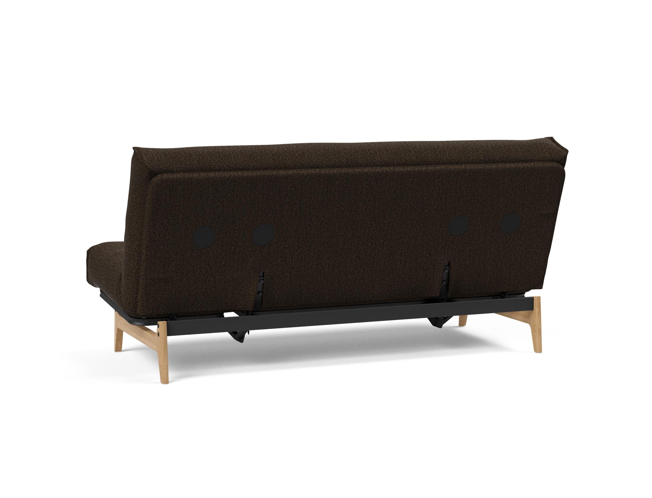 Entdecken Sie das Aslak 140 Bettsofa Nordic Soft Spring von Innovation Living – stilvolles Design trifft auf höchsten Schlafkomfort für Ihr Zuhause.