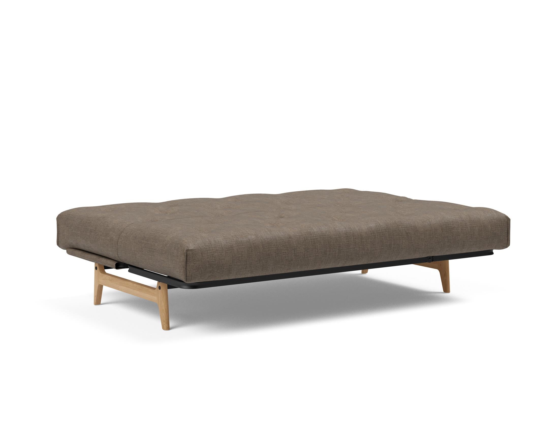 Entdecken Sie das Aslak 140 Bettsofa Nordic Soft Spring von Innovation Living – stilvolles Design trifft auf höchsten Schlafkomfort für Ihr Zuhause.