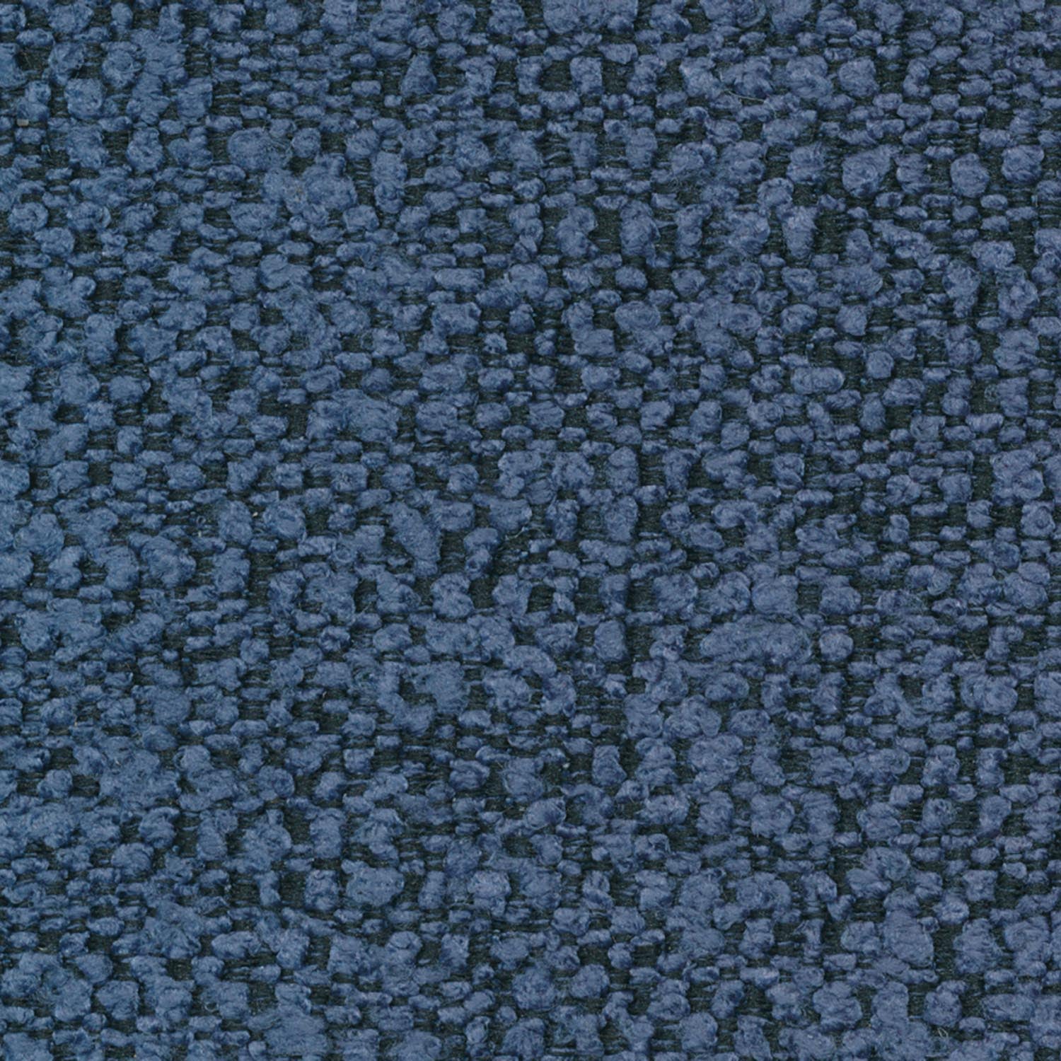 Entdecken Sie das Aslak 140 Bettsofa Nordic: Elegantes skandinavisches Design trifft auf den bequemen Soft Spring Bezug für erholsame Nächte.