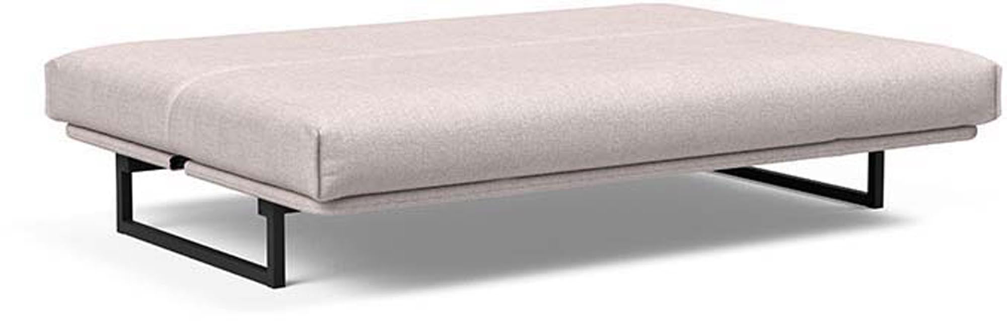 Erleben Sie das Fraction 140 Bettsofa mit Nordic Cover von Innovation Living: modernes Design, bequeme Soft Spring-Matratze, perfekt für kleine Räume.
