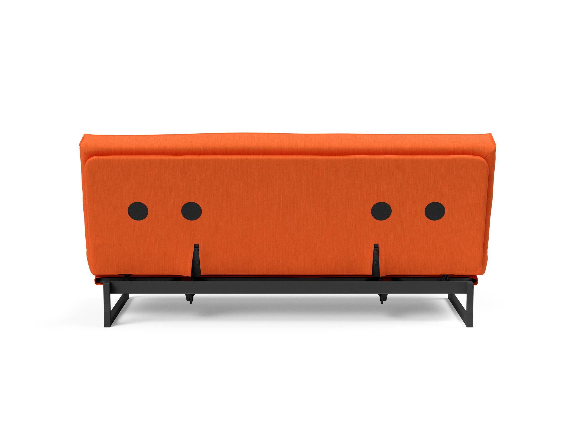 Fraction 140 Bettsofa Sharp Plus: modernes Design mit Soft Spring Bezug, ideal für flexible Wohnräume und gemütliche Schlafgelegenheiten.