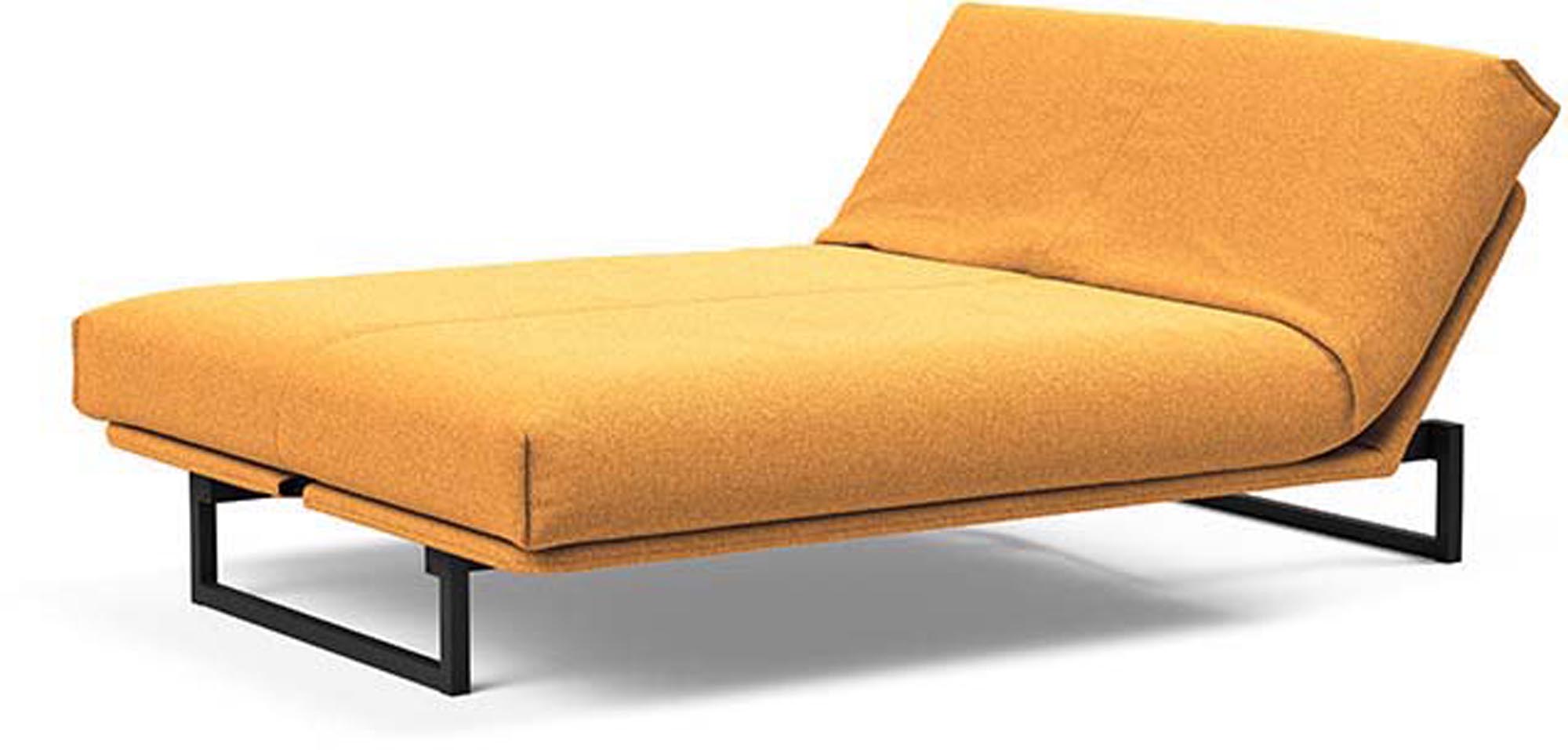 Erleben Sie das Fraction 140 Bettsofa Nordic Cover von Innovation Living – eine perfekte Kombination aus modernem Stil und praktischer Vielseitigkeit für jeden Raum.