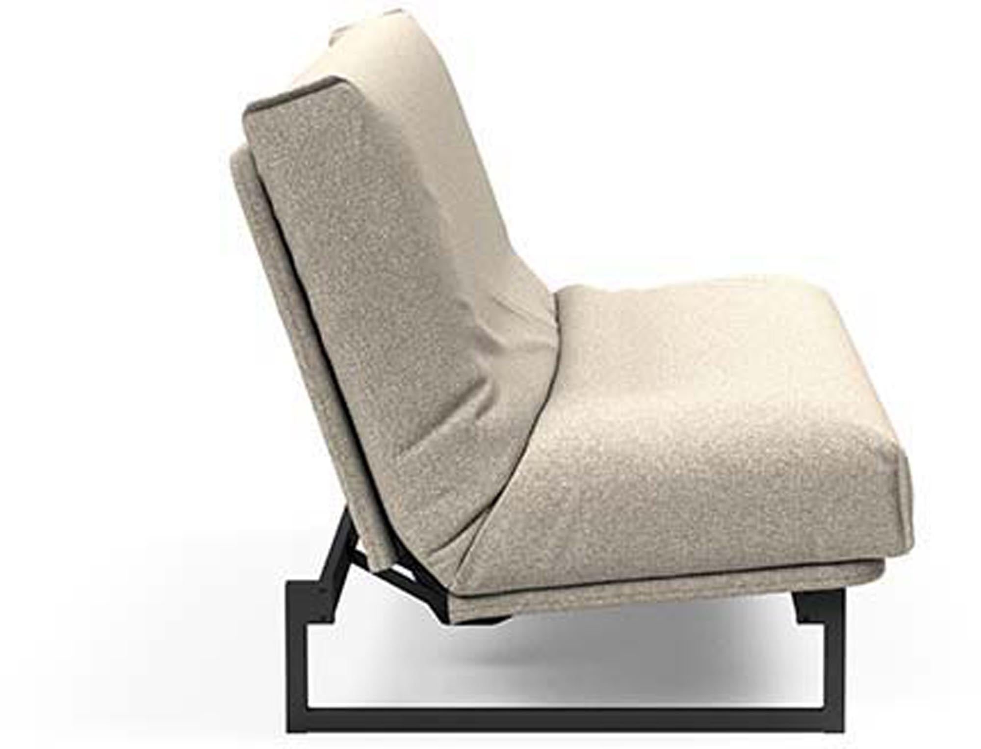 Entdecken Sie das Fraction 140 Bettsofa Nordic Cover von Innovation Living – stilvolles Design trifft auf Funktionalität und höchsten Komfort.