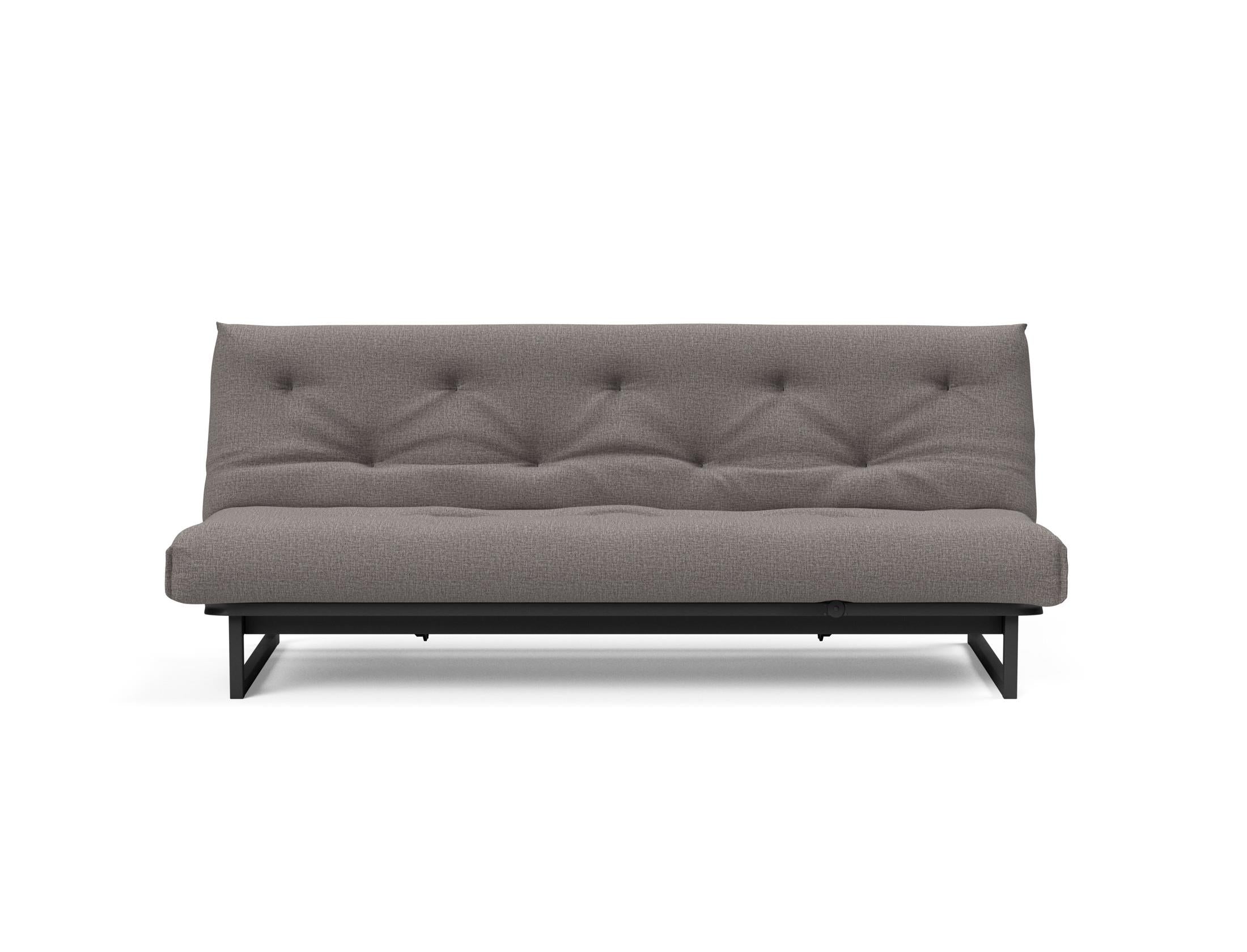 Stylisches Fraction 120 Bettsofa von Innovation Living, das skandinavische Eleganz und praktischen Schlafkomfort für kompakte Wohnräume bietet.