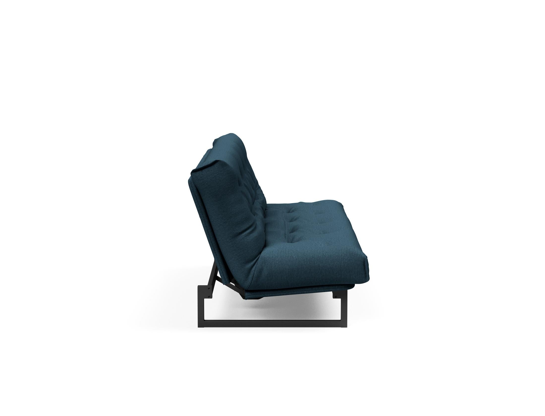 Fraction 120 Bettsofa Nordic: Elegantes Schlafsofa mit hochwertigem Soft Spring Bezug, perfekt für entspannte Nächte und modernes Wohndesign.