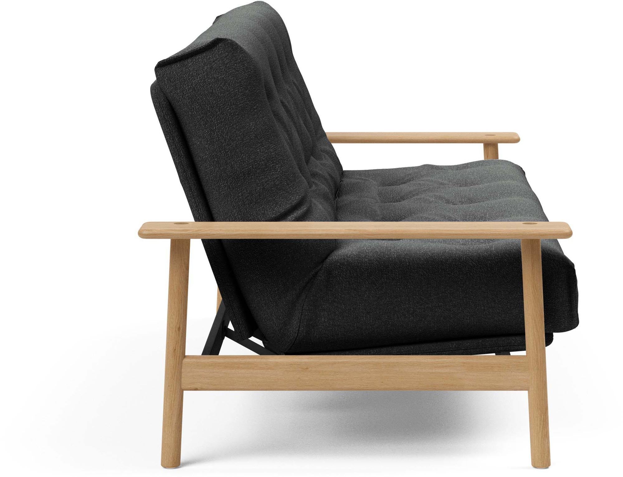 Erleben Sie das Balder Bettsofa 140 Nordic Soft Spring von Innovation Living – eine perfekte Kombination aus modernem Stil und optimalem Schlafkomfort.