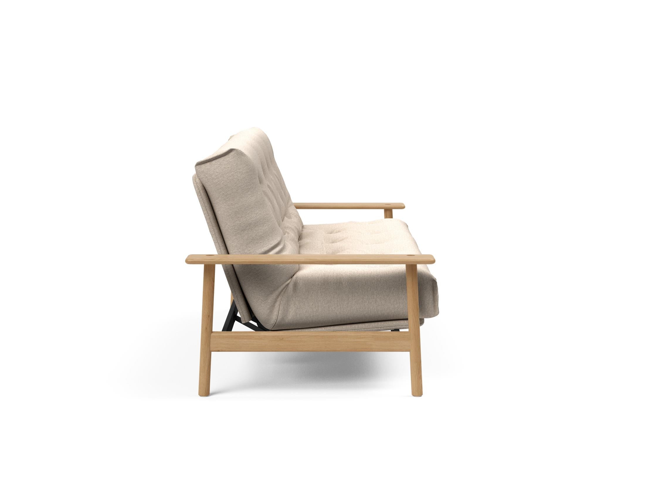 Erleben Sie das Balder Bettsofa 140 Nordic von Innovation Living – stilvoll, funktional und mit hochwertigem Soft Spring Bezug für erholsame Nächte.