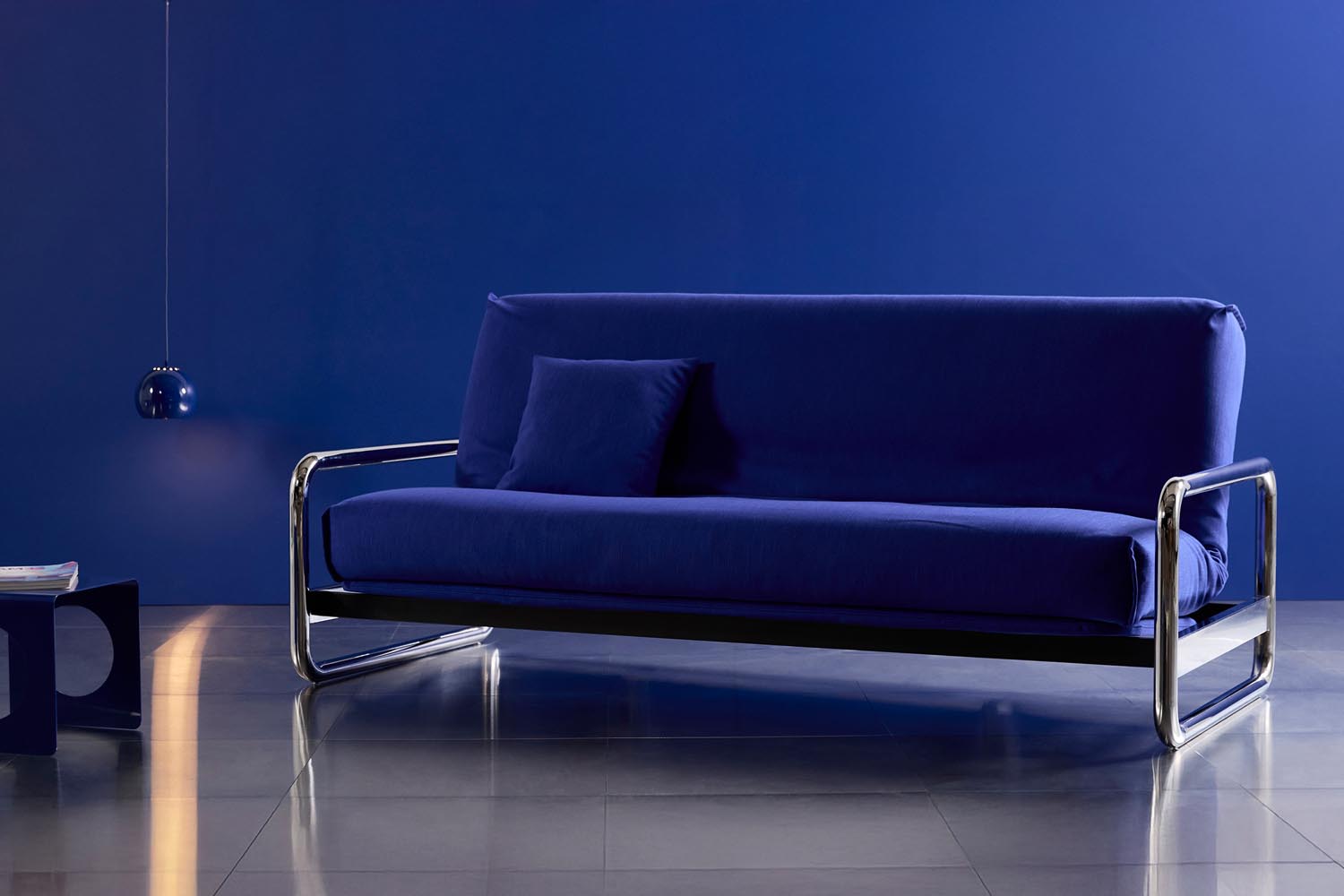 Entdecken Sie das Lomira Schlafsofa 140 Nordic Cover: Eleganz trifft auf Funktionalität mit Soft Spring Polsterung für erholsame Nächte.