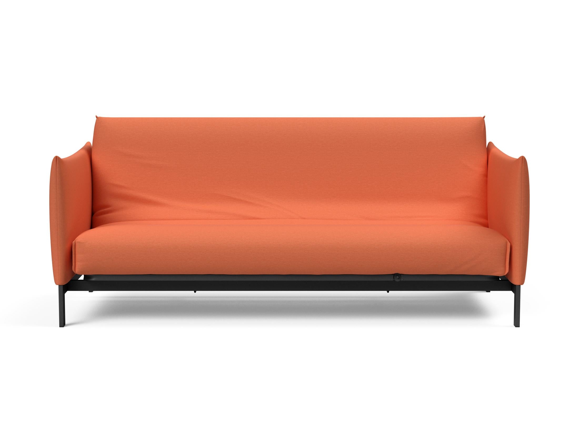 Entdecken Sie das Junus 140 Bettsofa mit Nordic Cover von Innovation Living – stilvolles Design trifft auf hervorragende Schlafqualität.