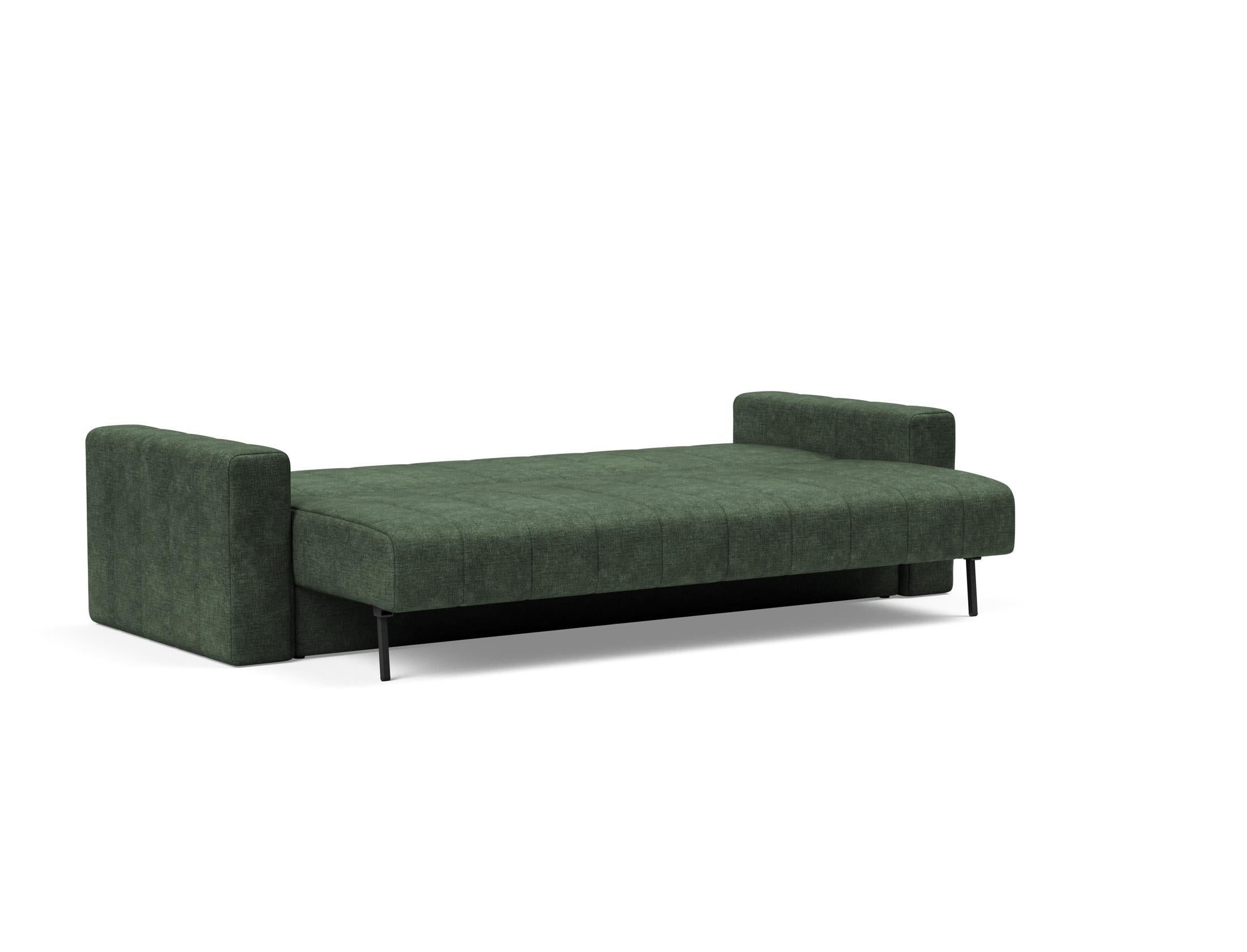 Das Akello Schlafsofa von Innovation Living bietet stilvolle Armlehnen und verwandelt jeden Raum in eine gemütliche Schlafoase.