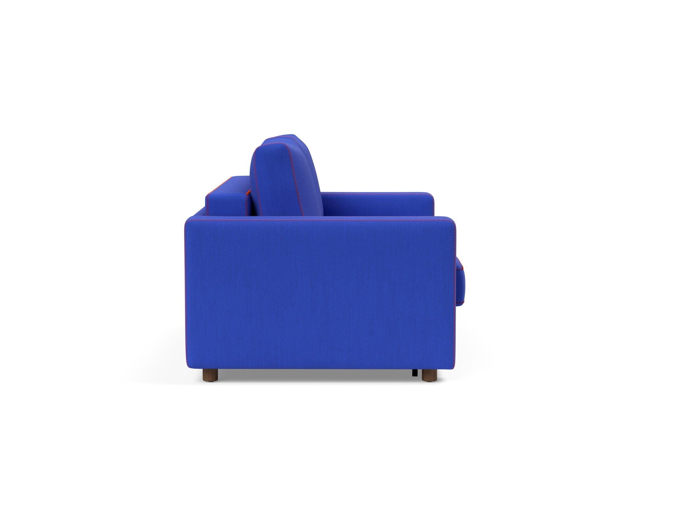 Entdecken Sie das Neah X Schlafsofa mit eleganten Standard Armlehnen von Innovation Living – perfekt für Komfort und modernes Design.