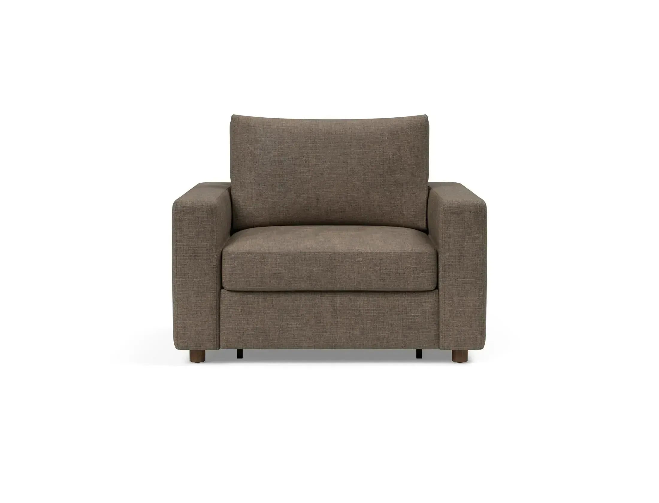 Erleben Sie den Neah Sessel mit Standard Armlehnen von Innovation Living – eine perfekte Kombination aus modernem Stil und unvergleichlichem Sitzkomfort.