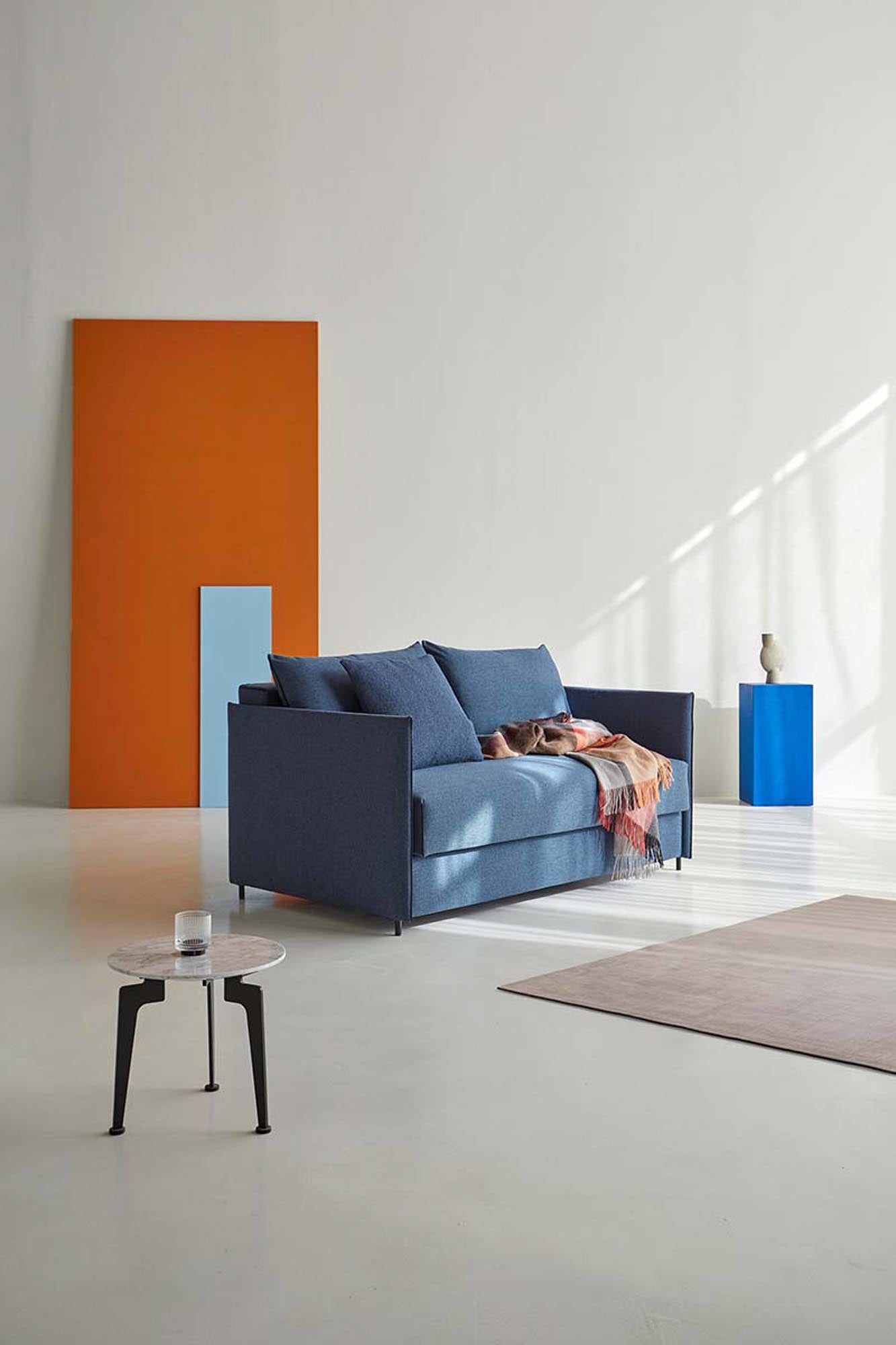 Das Luoma Bettsofa von Innovation Living vereint elegantes Design mit praktischer Funktionalität – perfekt für jedes Zuhause.