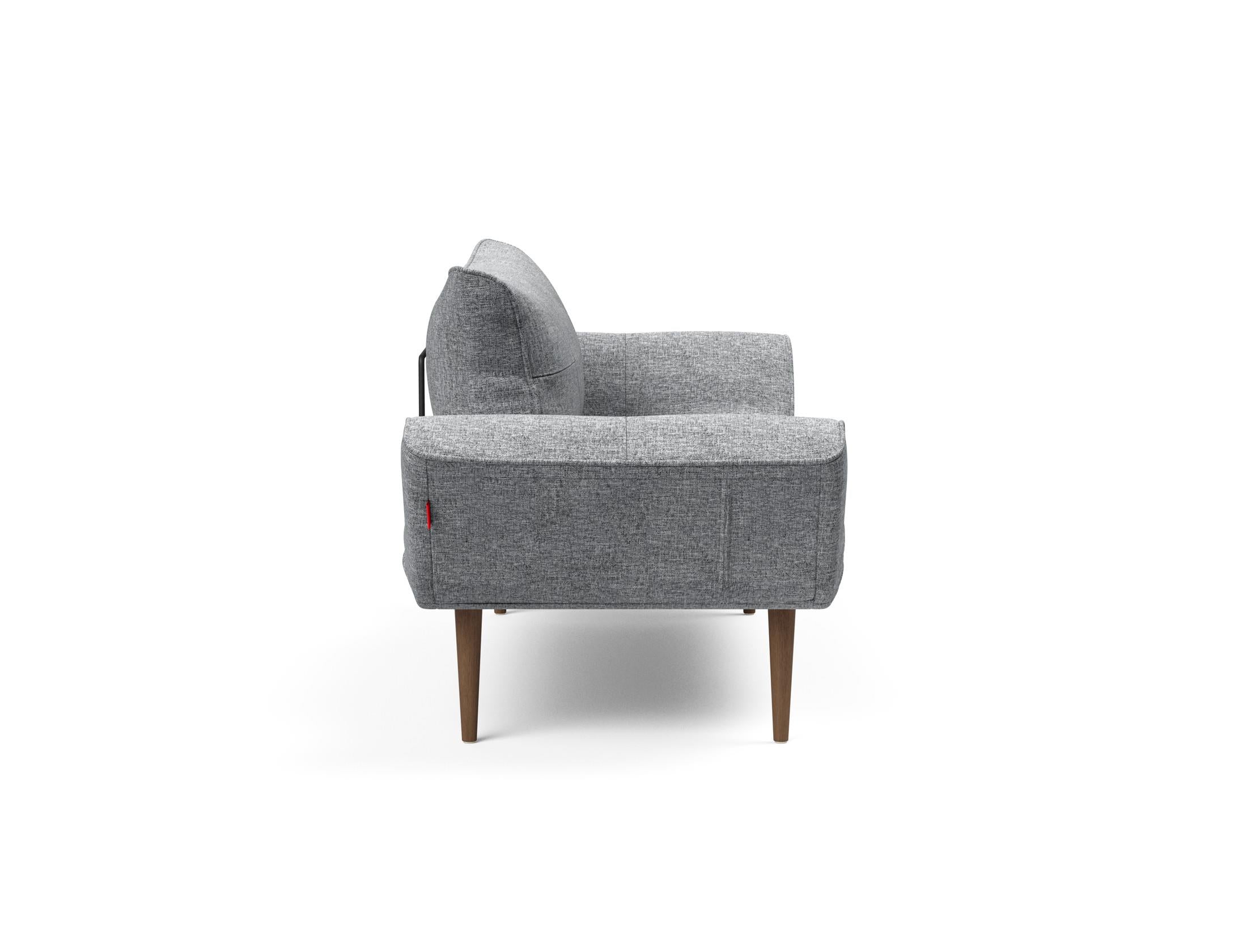 Entdecken Sie das Zeal Klappsofa 70 Styletto von Innovation Living – ein stilvolles, multifunktionales Sofa in Elegance Orange, das höchsten Komfort bietet.