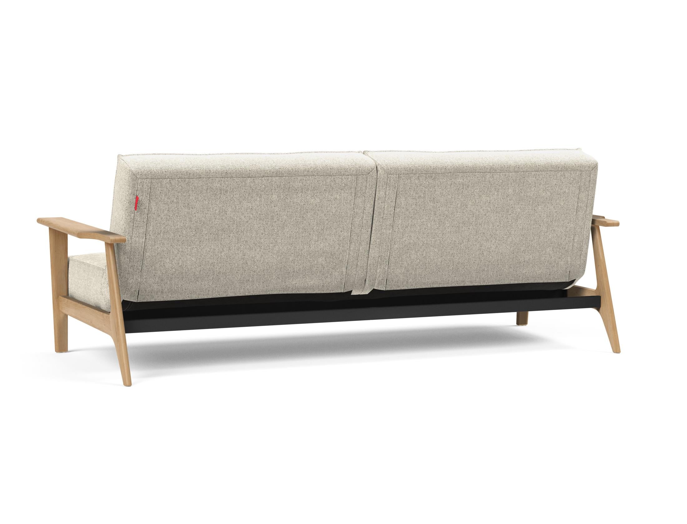 Erleben Sie das Splitback Sofabett 115 Frej von Innovation Living – stilvoll, vielseitig und ideal für kleine Räume. Komfort trifft auf modernes Design.