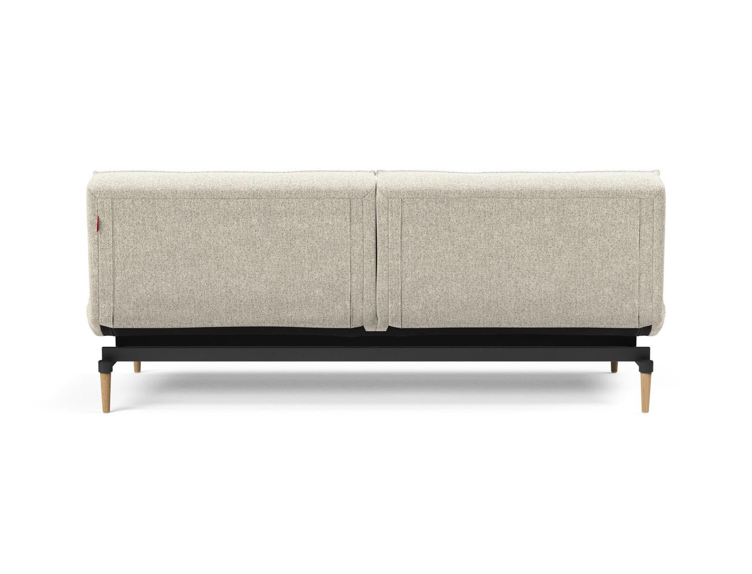 Erleben Sie das stilvolle Splitback Sofabett 115 Styletto von Innovation Living – ideal für flexible Wohnlösungen und zeitgemäßes Design.