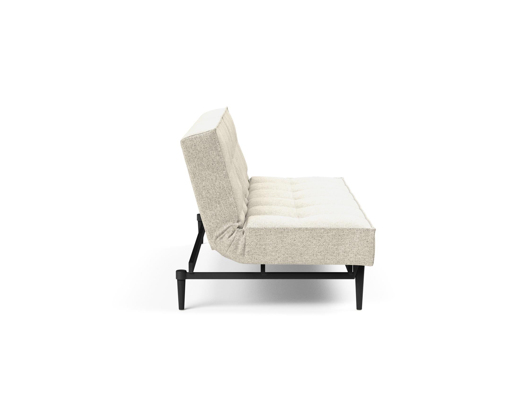 Entdecken Sie das elegante Splitback Sofabett 115 Styletto von Innovation Living – perfekt für modernes Wohnen und vielseitige Nutzung.