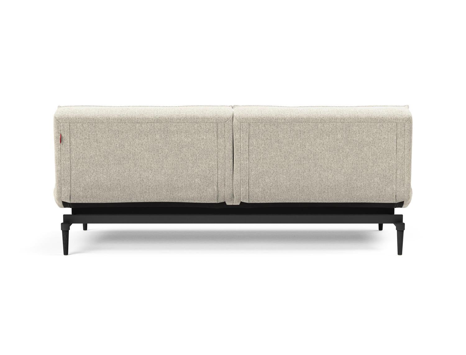 Erleben Sie das stilvolle Splitback Sofabett 115 Styletto von Innovation Living – ideal für flexible Wohnräume und zeitgemäße Einrichtung.