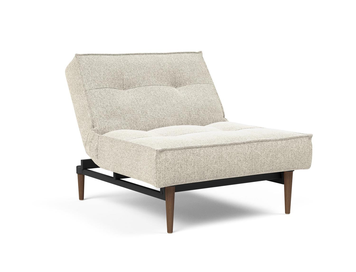 Erleben Sie den Splitback Styletto Sessel von Innovation Living – ein stilvolles Möbelstück, das Komfort und modernes Design vereint.
