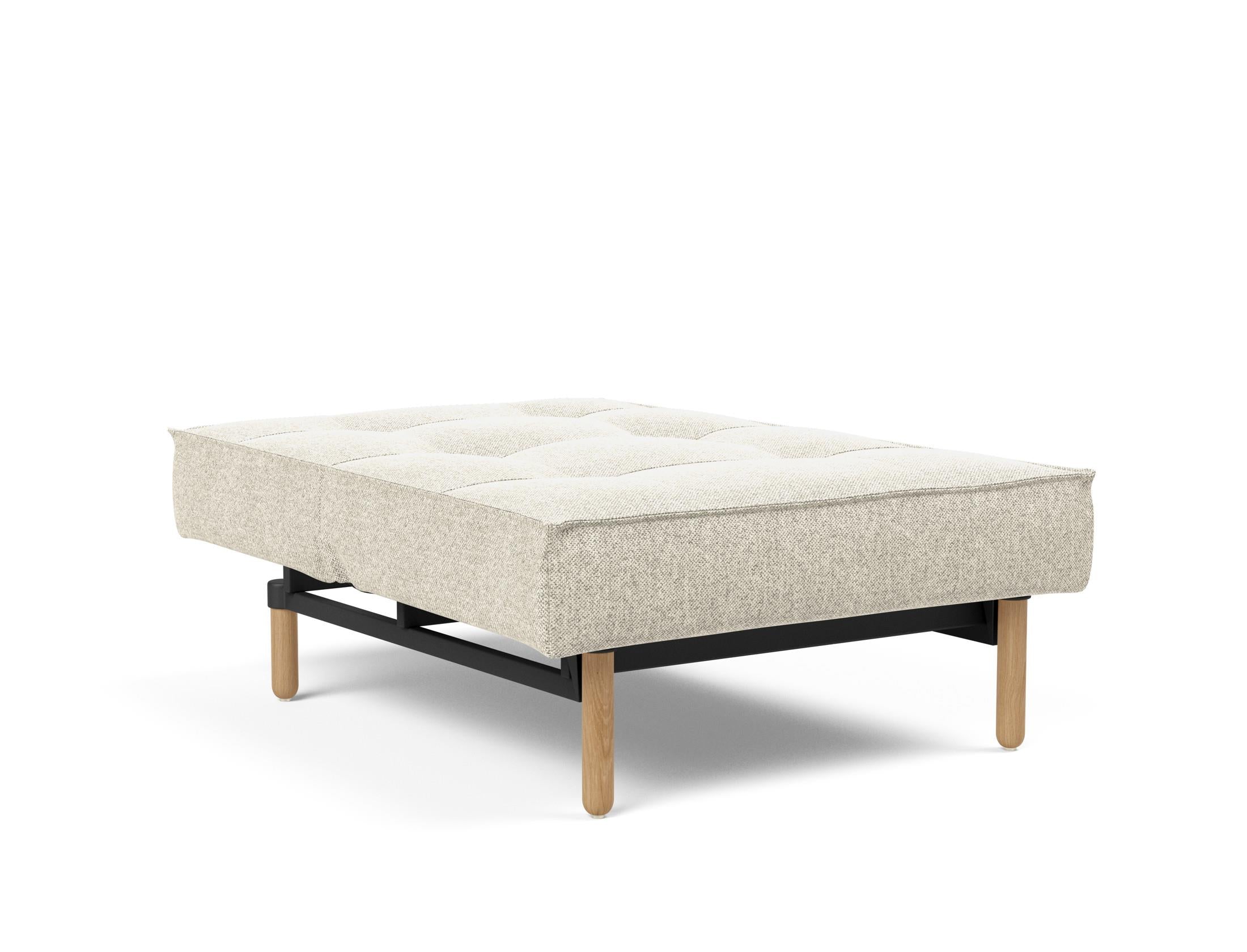 Der Splitback Stem Sessel von Innovation Living vereint modernes Design mit Funktionalität und passt perfekt in jedes Wohnambiente.