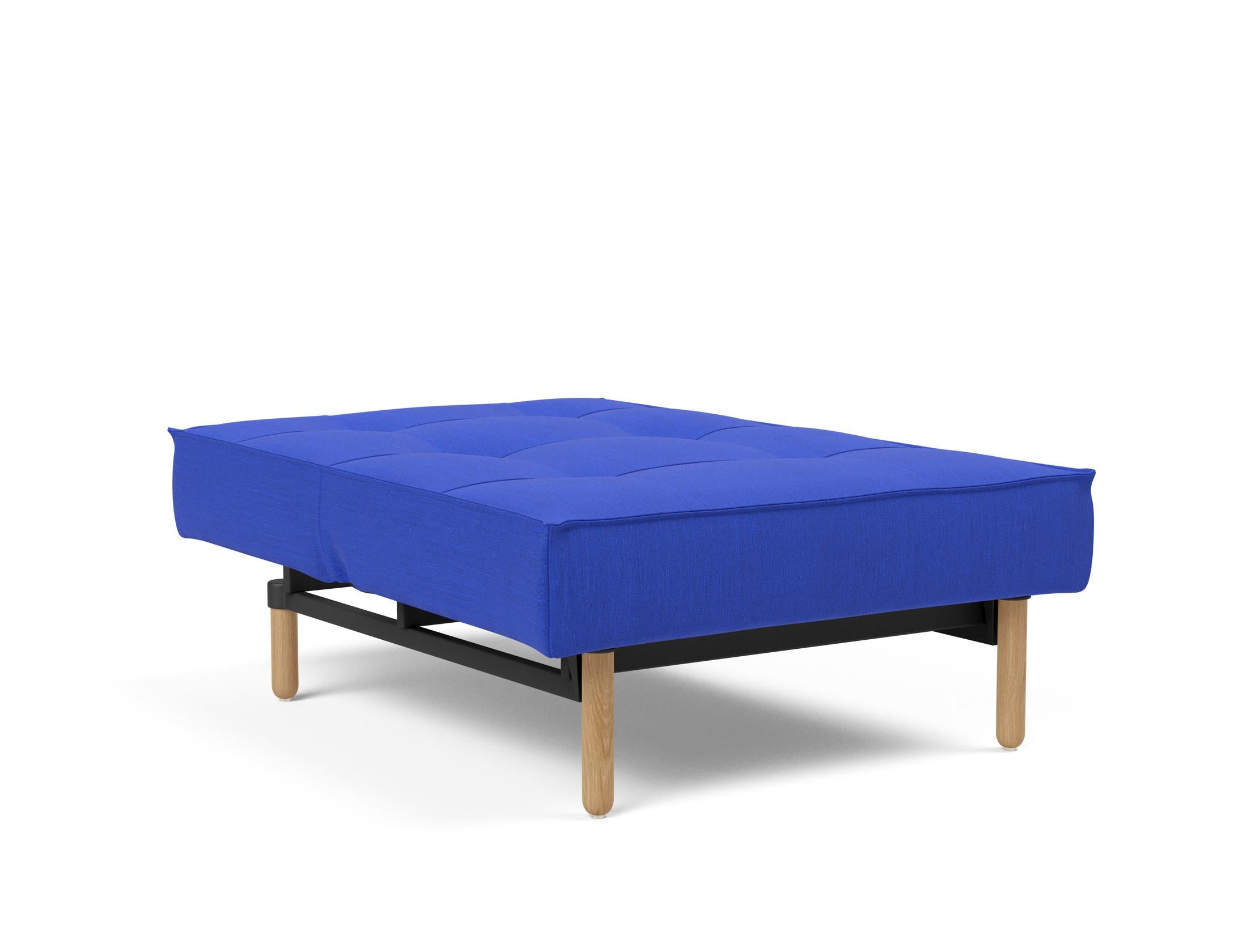 Der Splitback Stem Sessel von Innovation Living vereint modernes Design mit Funktionalität und passt perfekt in jedes Wohnambiente.