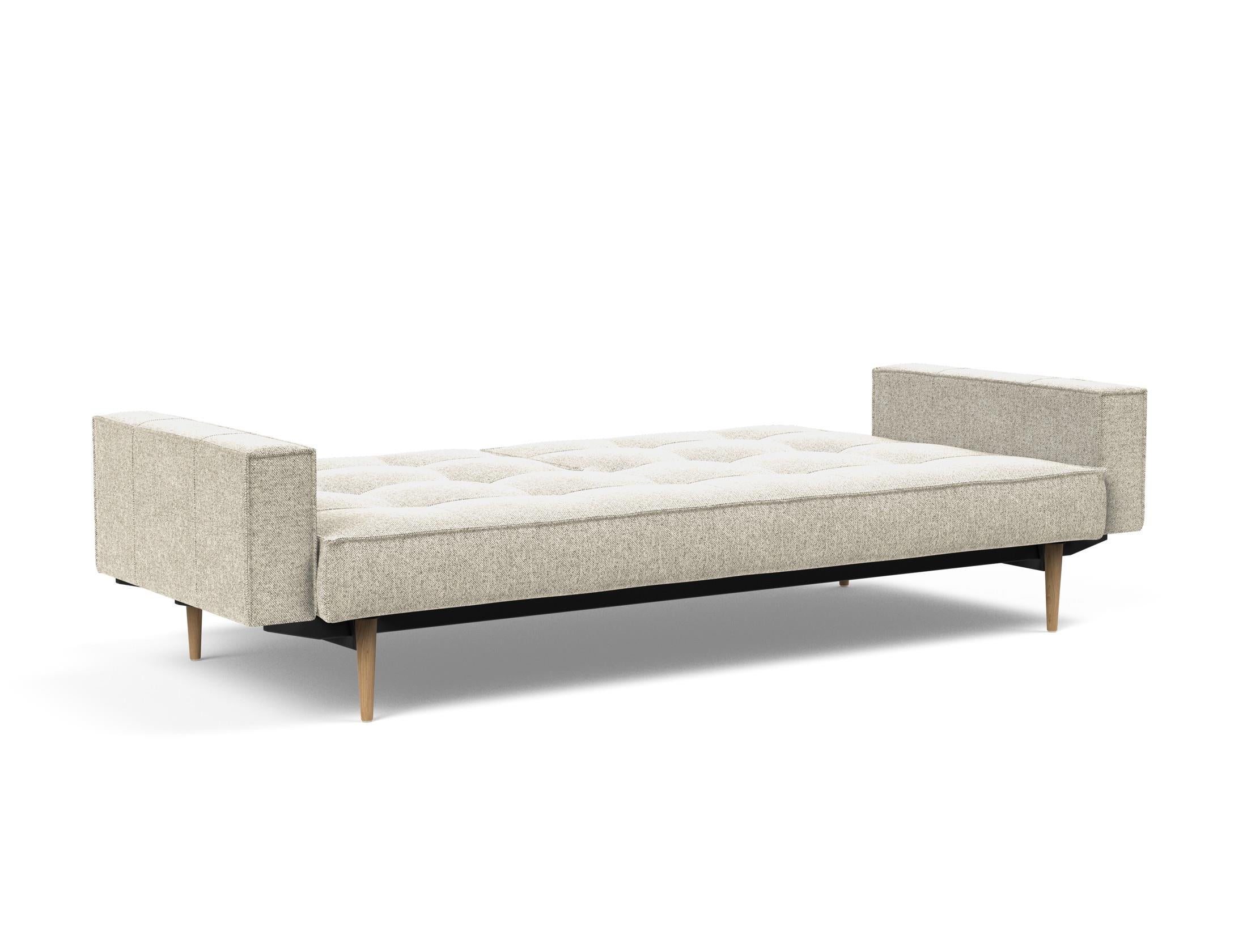 Elegantes Splitback Sofabett 115 Styletto von Innovation Living mit praktischen Armlehnen – perfekt für stilvolle und flexible Wohnlösungen.