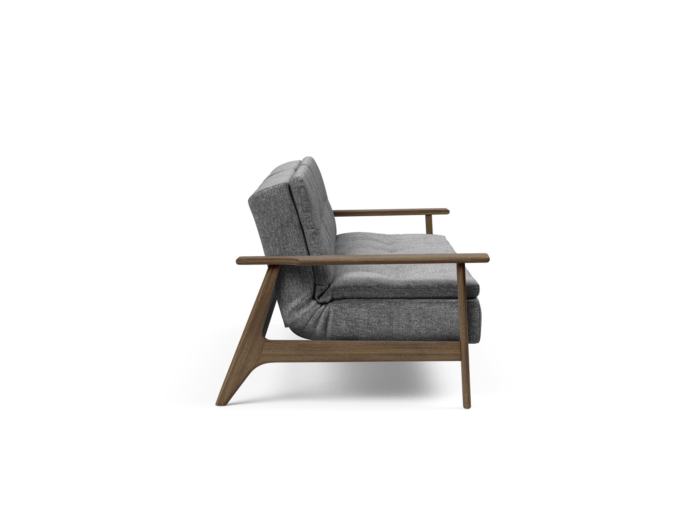 Entdecken Sie das elegante Dublexo Frej Schlafsofa 115 in Rauch-Eiche – ideal für modernes Wohnen und entspannende Nächte.