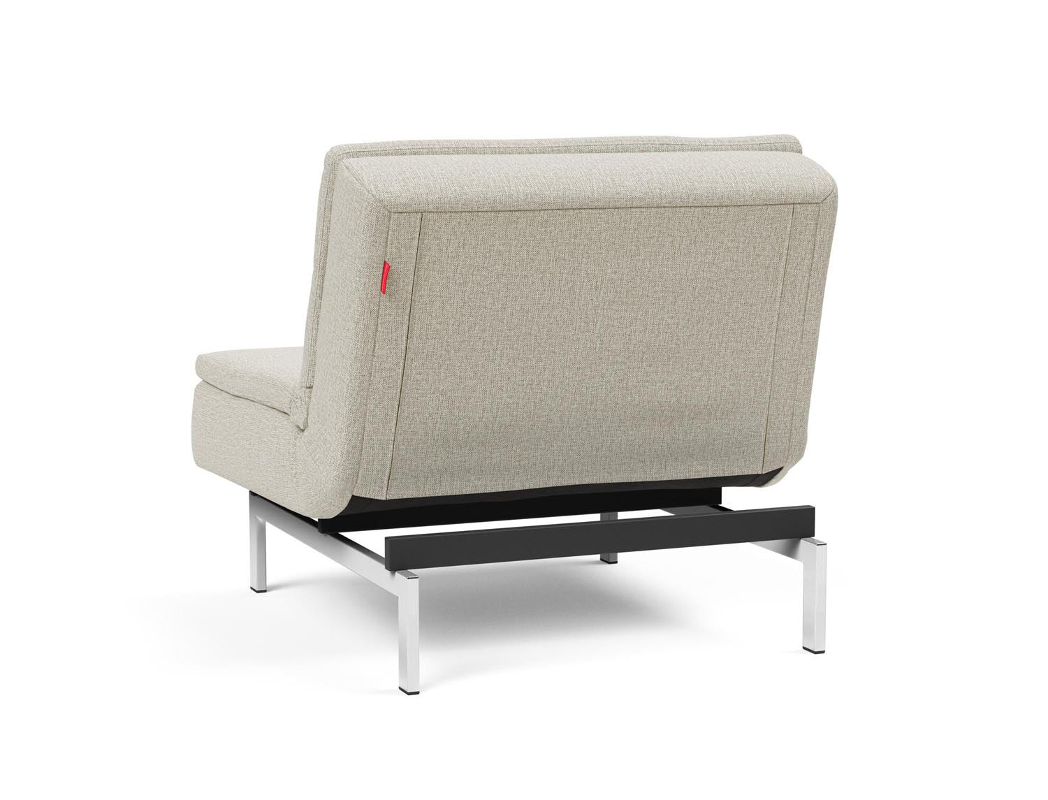 Entdecken Sie den Dublexo Chrom Sessel von Innovation Living: Eleganter, vielseitiger Sessel mit zeitgemäßem Look und stabiler Chrombasis.