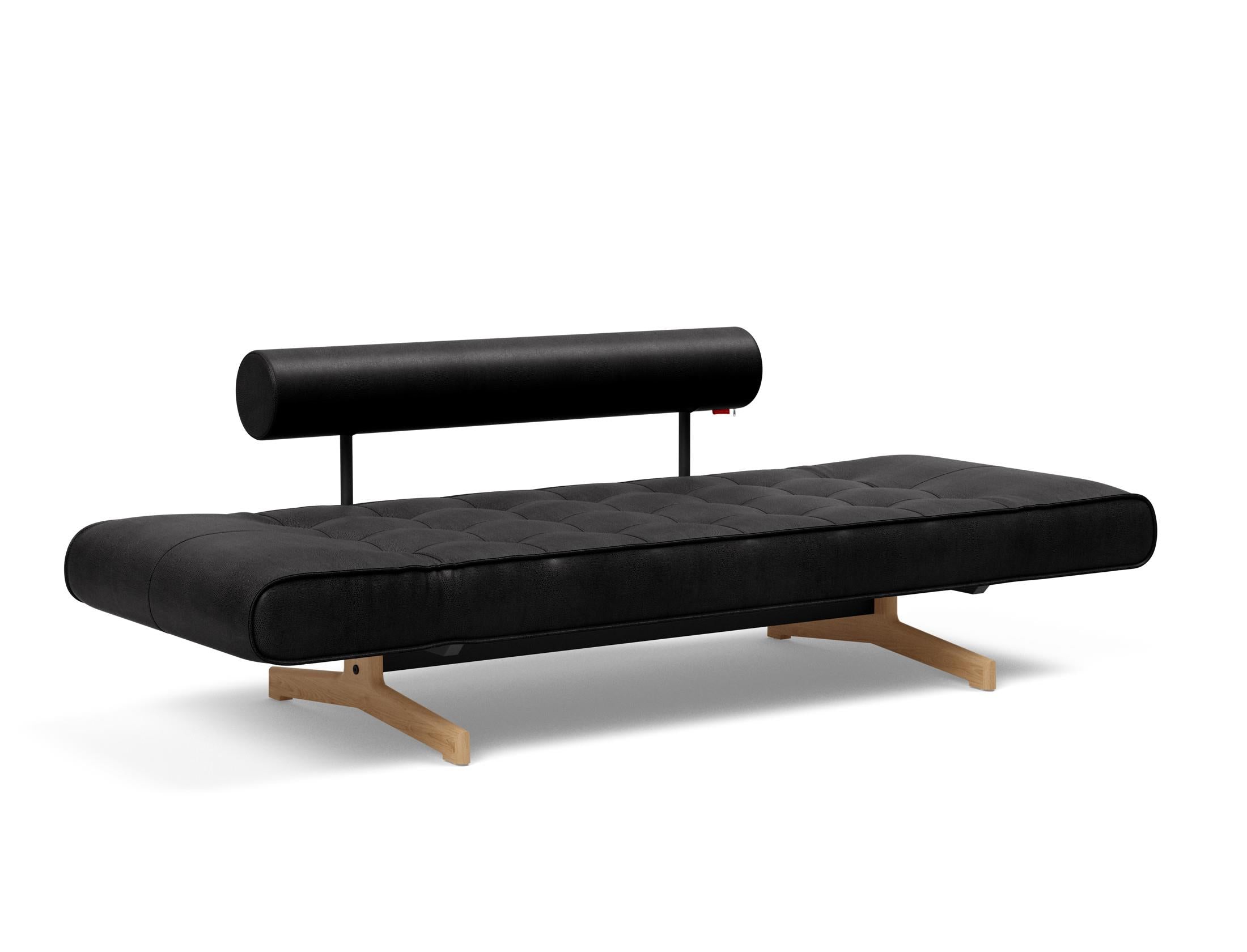 Erleben Sie das Ghia Klappsofa 80 Eiche von Innovation Living – eine elegante Lösung, die Komfort und Vielseitigkeit in jeden Raum bringt.