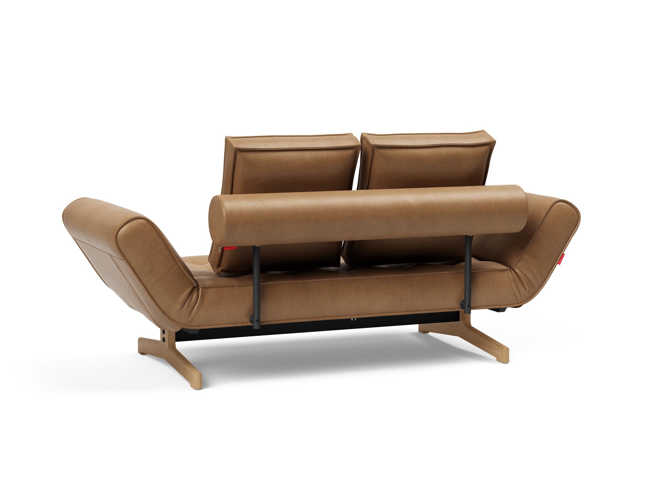 Erleben Sie das Ghia Klappsofa 80 Eiche von Innovation Living – eine elegante Lösung, die Komfort und Vielseitigkeit in jeden Raum bringt.