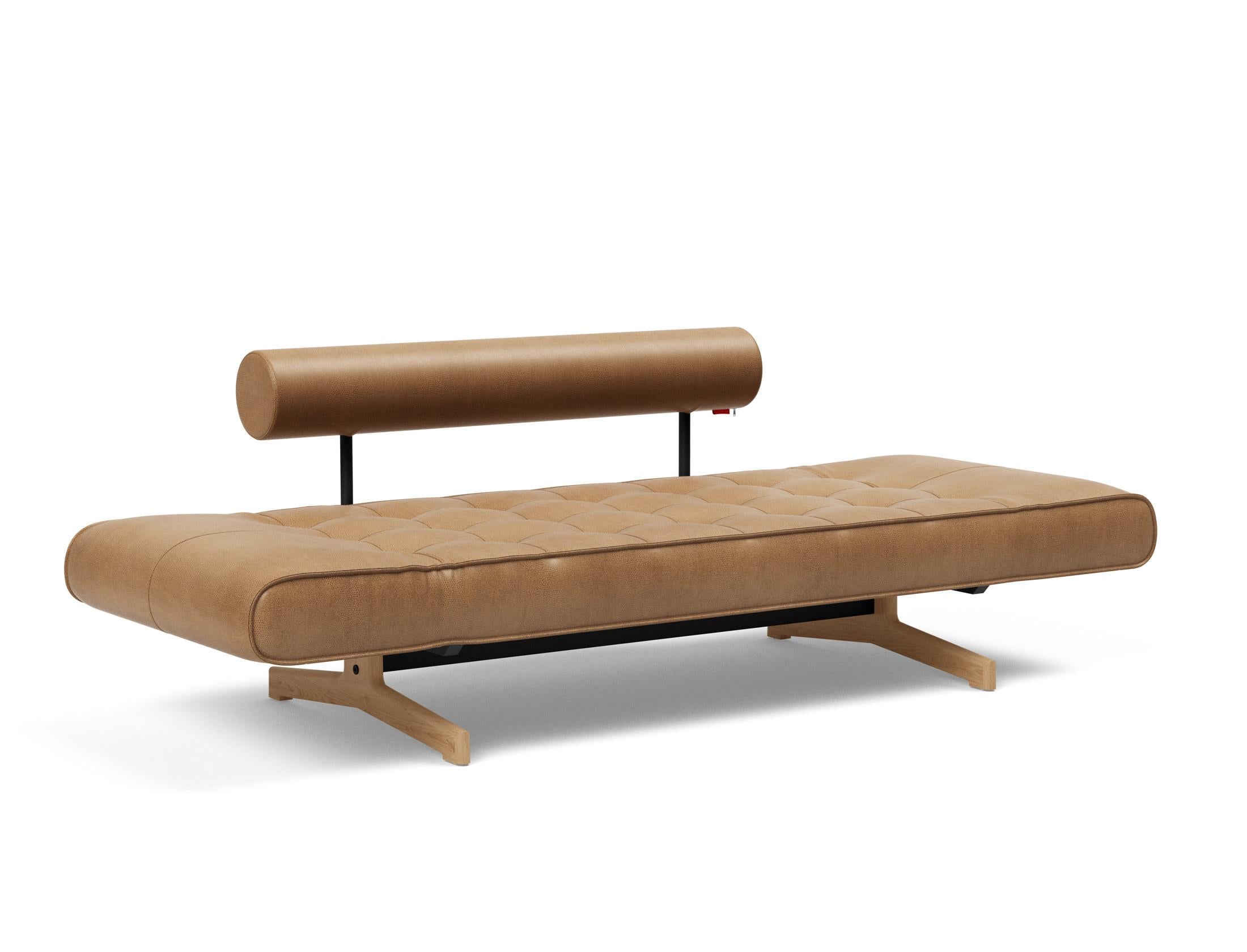 Erleben Sie das Ghia Klappsofa 80 Eiche von Innovation Living – eine elegante Lösung, die Komfort und Vielseitigkeit in jeden Raum bringt.