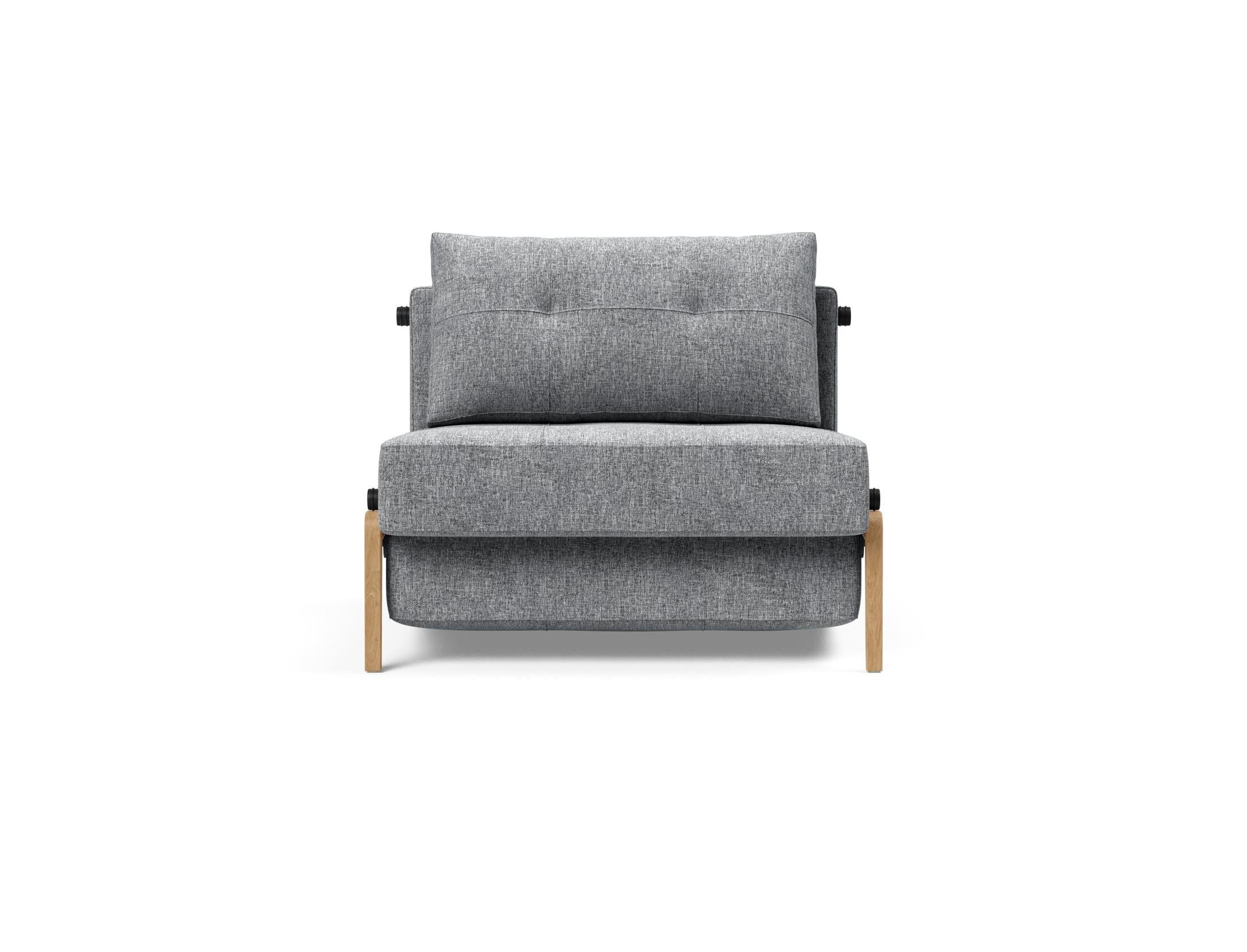 Entdecken Sie den Cubed Sessel 90 von Innovation Living: Ein eleganter, multifunktionaler Sessel mit Bettfunktion und praktischem Stauraum für Ihr Zuhause.