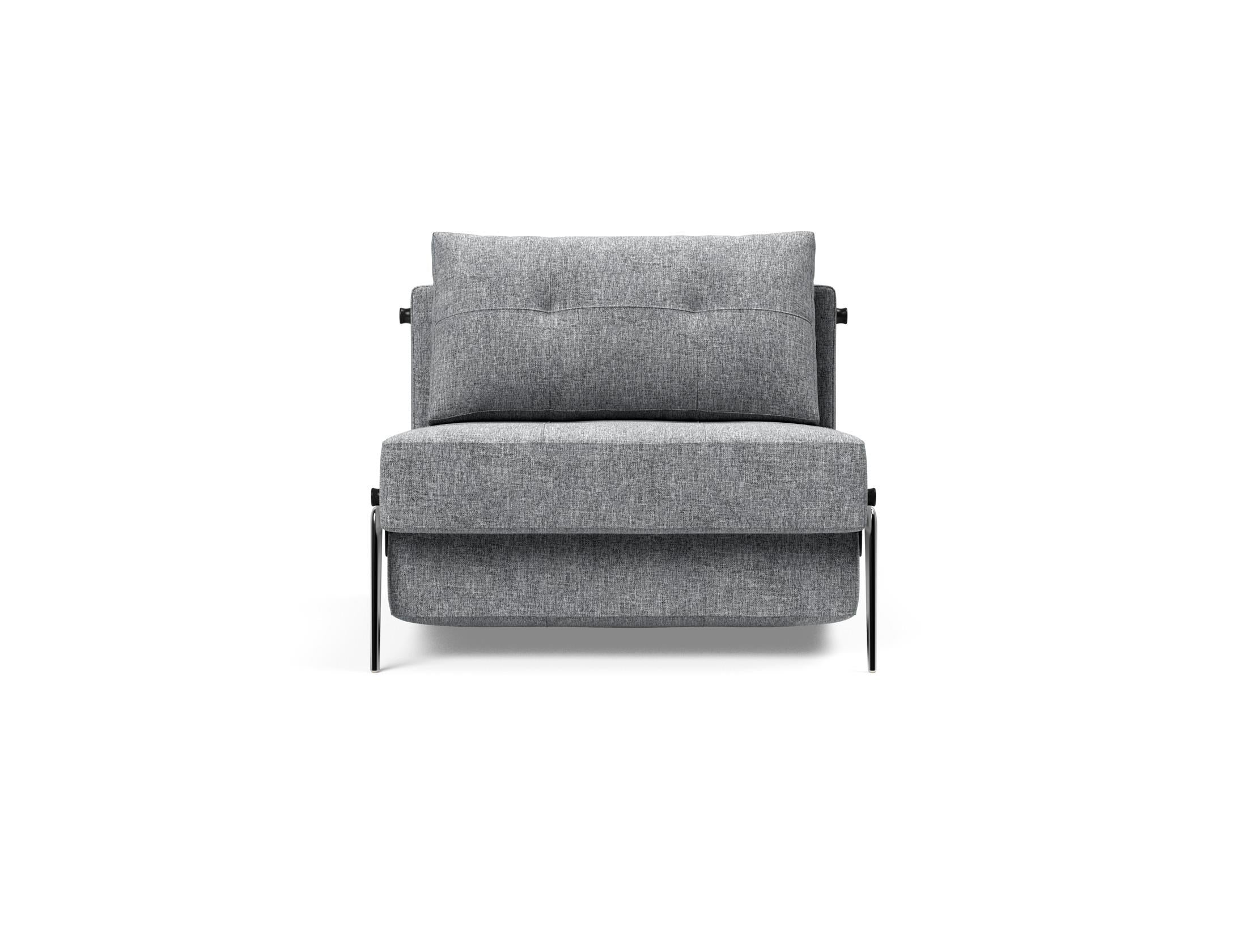 Entdecken Sie den Cubed Sessel 90 von Innovation Living: Ein eleganter, multifunktionaler Sessel mit Bettfunktion und praktischem Stauraum für Ihr Zuhause.