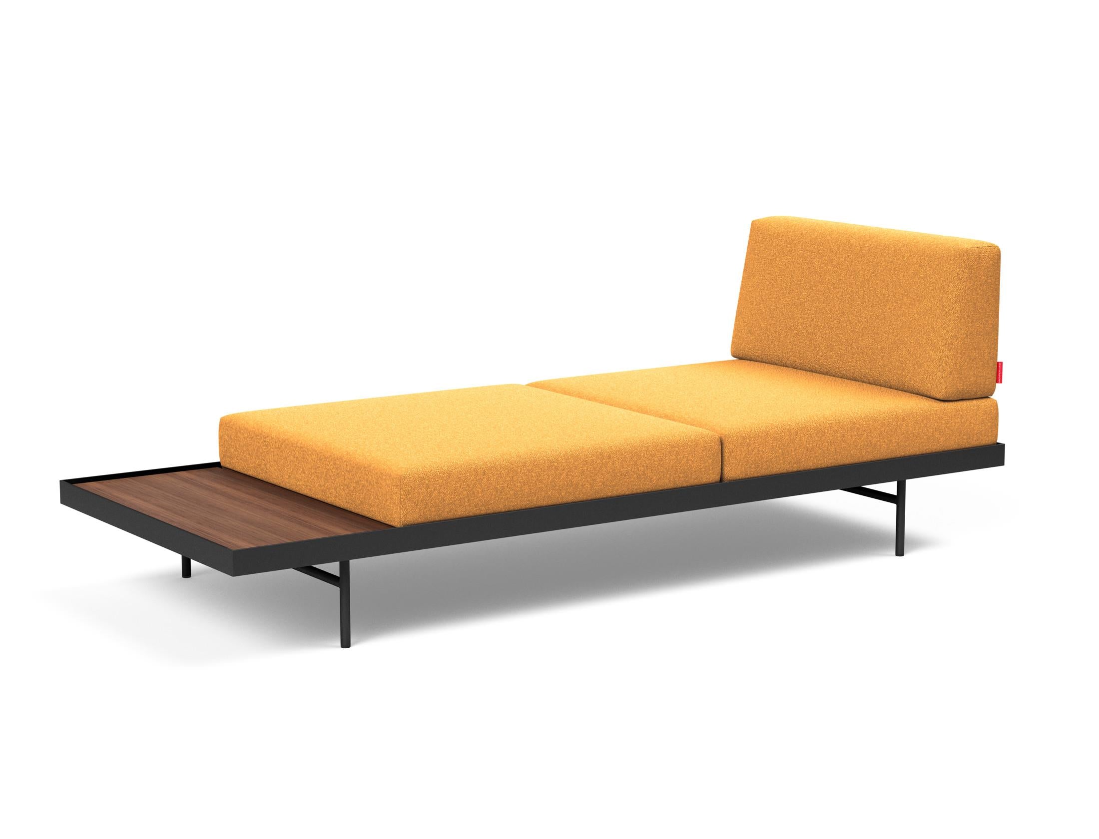 Entdecken Sie das Puri Klappsofa von Innovation Living: stilvoll, platzsparend und ideal für Gästeübernachtungen in jedem Raum!