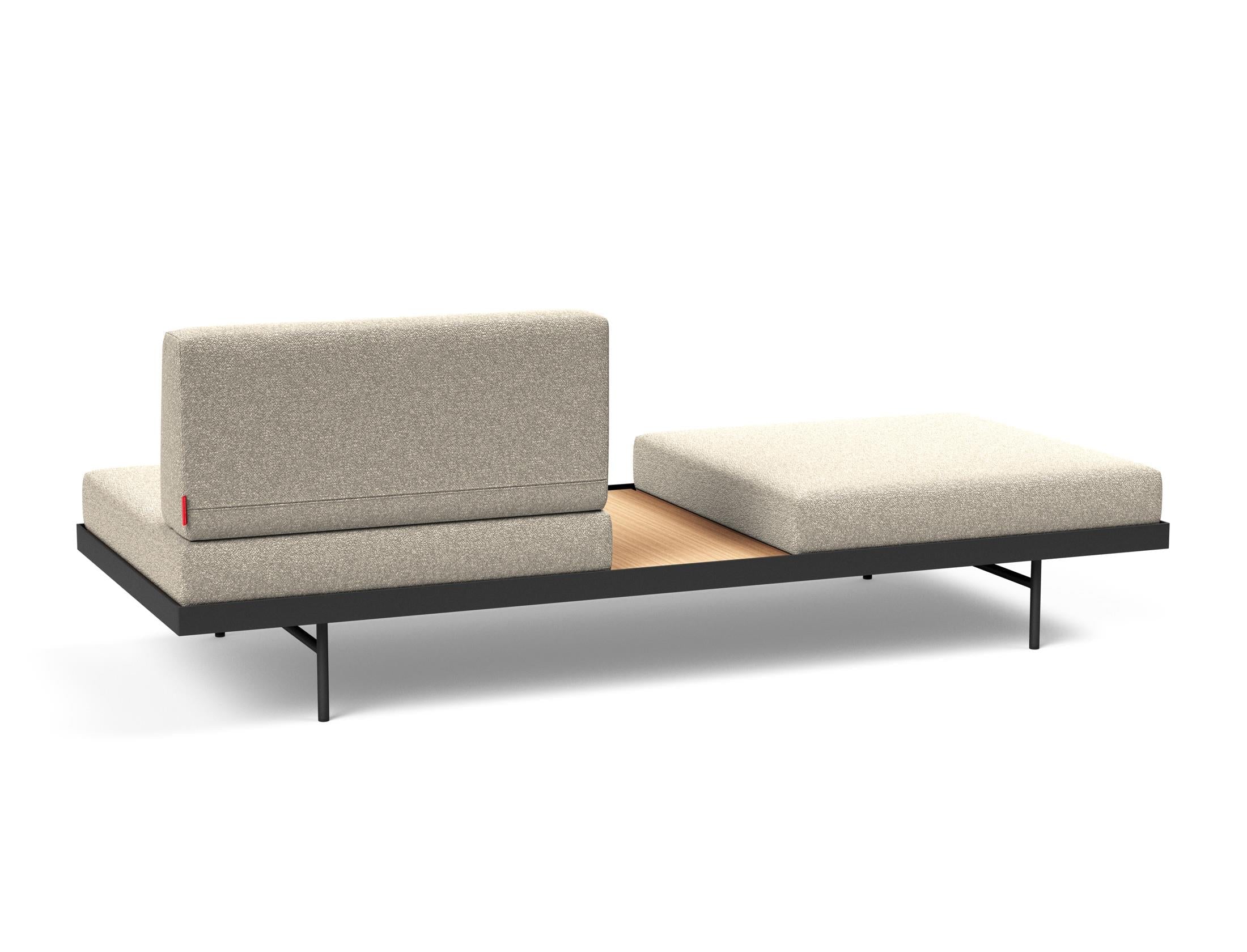 Entdecken Sie das Puri Klappsofa von Innovation Living: stilvoll, platzsparend und ideal für Gästeübernachtungen in jedem Raum!