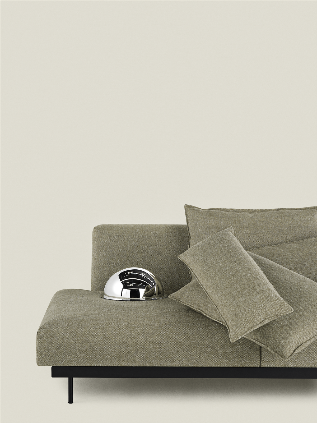 In Situ Modulares Sofa / 3-Sitzer-Konfiguration 2 in Graubraun / Schwarz präsentiert im Onlineshop von KAQTU Design AG. 3er Sofa ist von Muuto
