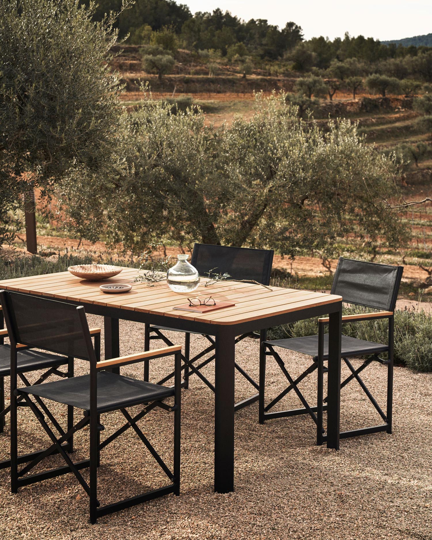 Tavolo Bona 100% per esterni in teak massiccio e alluminio nero 160 x 90 cm