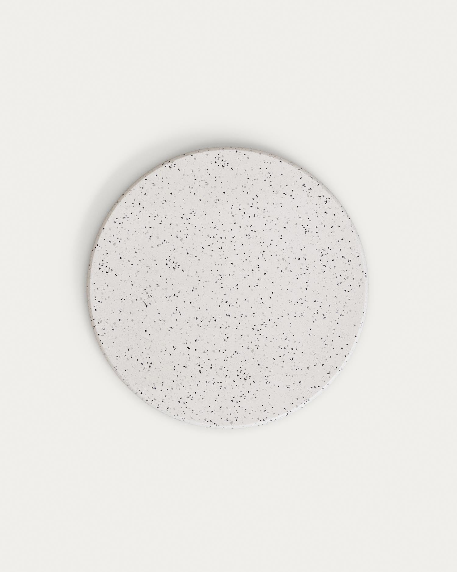 Eleganter Saura Tisch aus weissem Terrazzo, ideal für stilvolle Outdoor-Momente. Robuste Platte, stabiles Holzgestell.