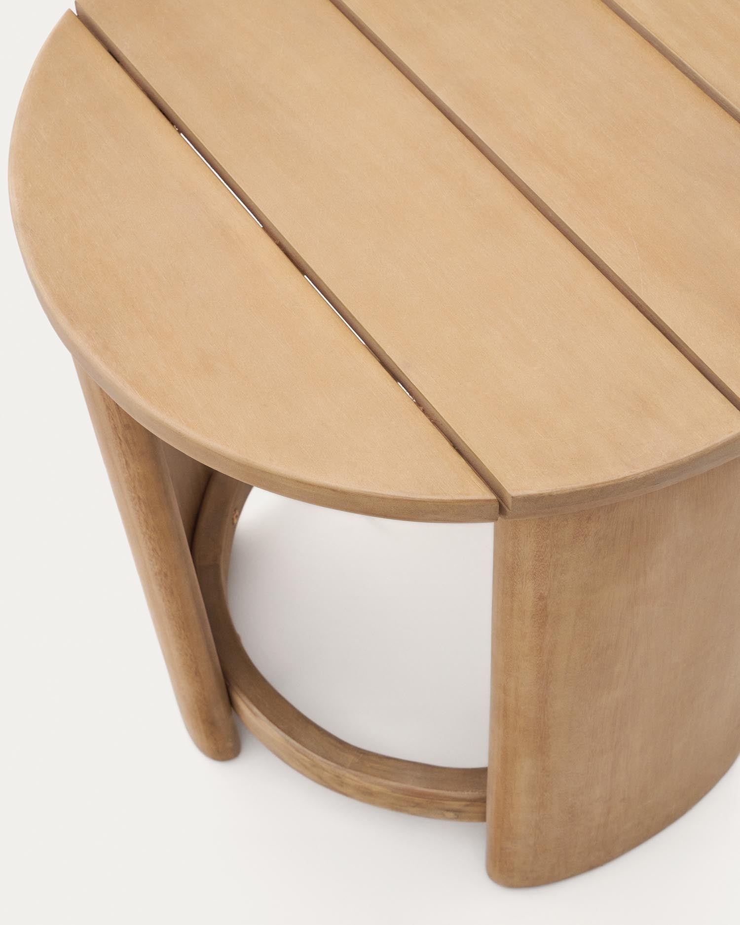 Xoriguer side table made of solid FSC 100% eucalyptus wood, Ø 56 cm
