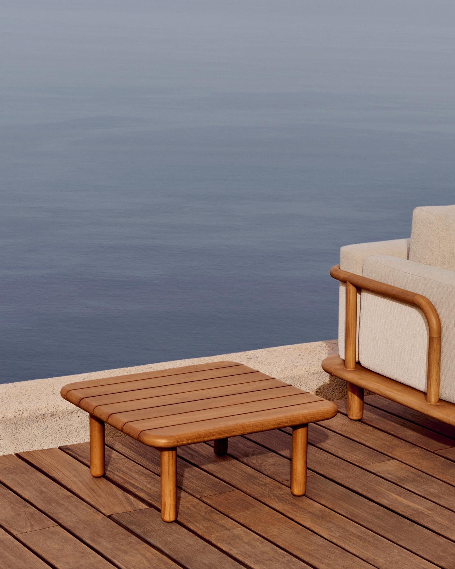Turqueta coffee table made of solid FSC 100% teak wood, 70 x 70 cm