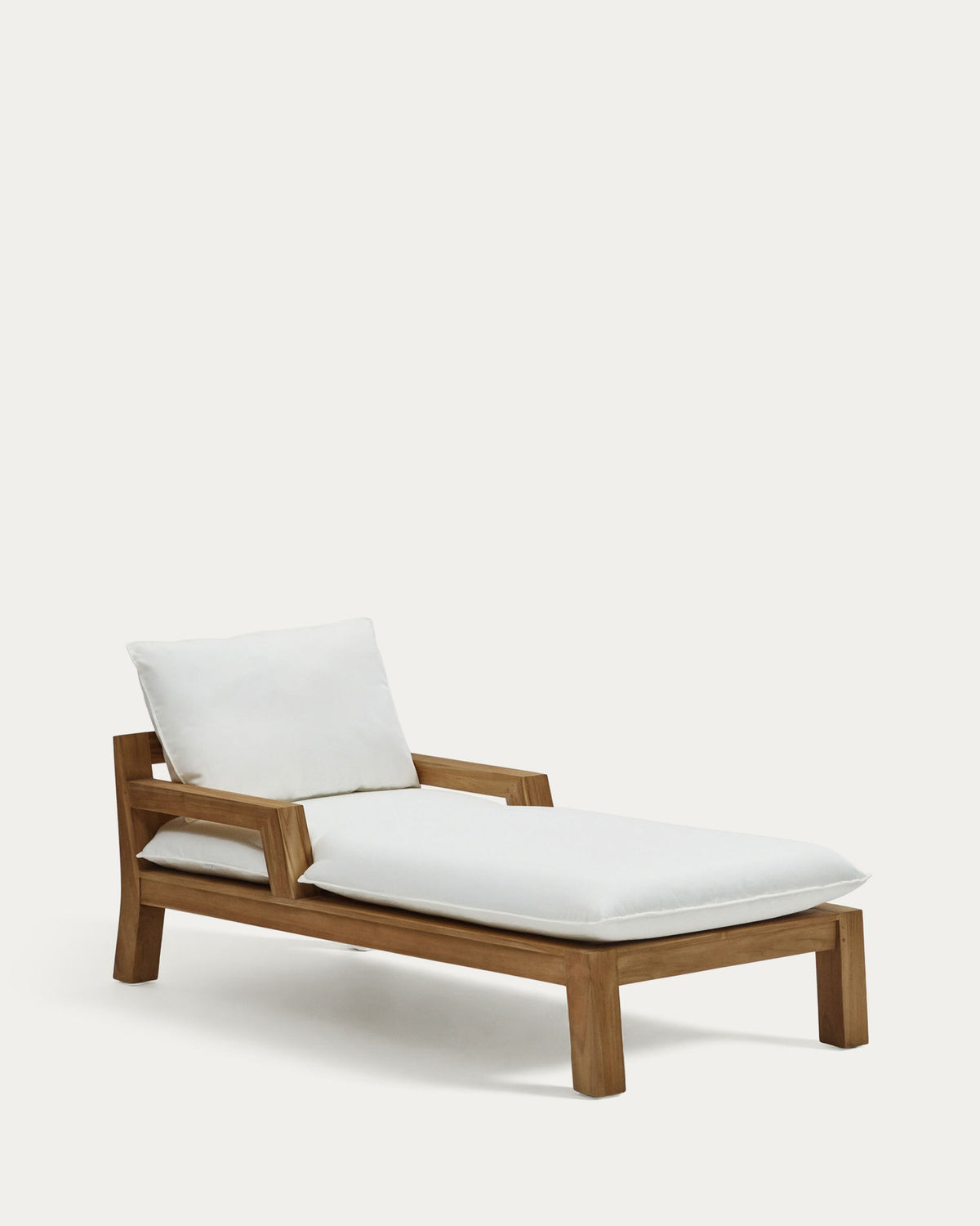 Forcanera Liegestuhl aus massivem Teakholz in Weiss, Braun präsentiert im Onlineshop von KAQTU Design AG. Liegestuhl ist von Kave Home