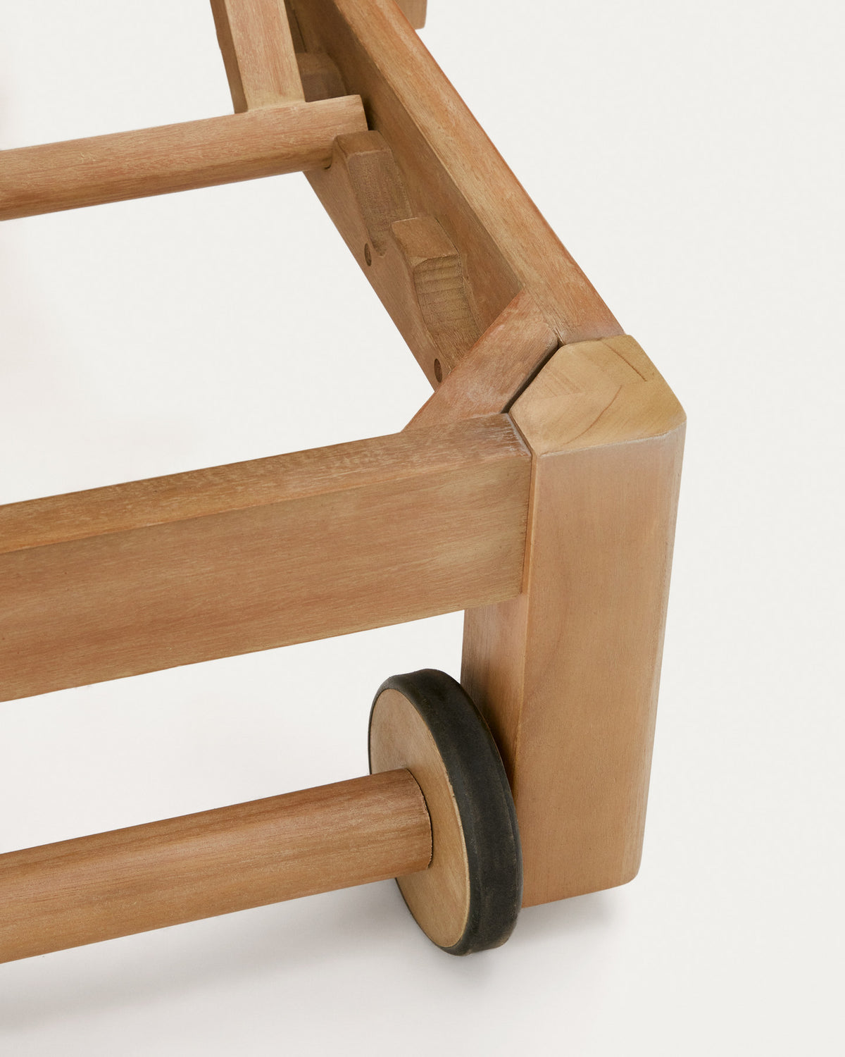 Sonsaura Doppelliege aus massivem Eukalyptusholz FSC 100% in Natur, Grau präsentiert im Onlineshop von KAQTU Design AG. Lounge Sofa ist von Kave Home