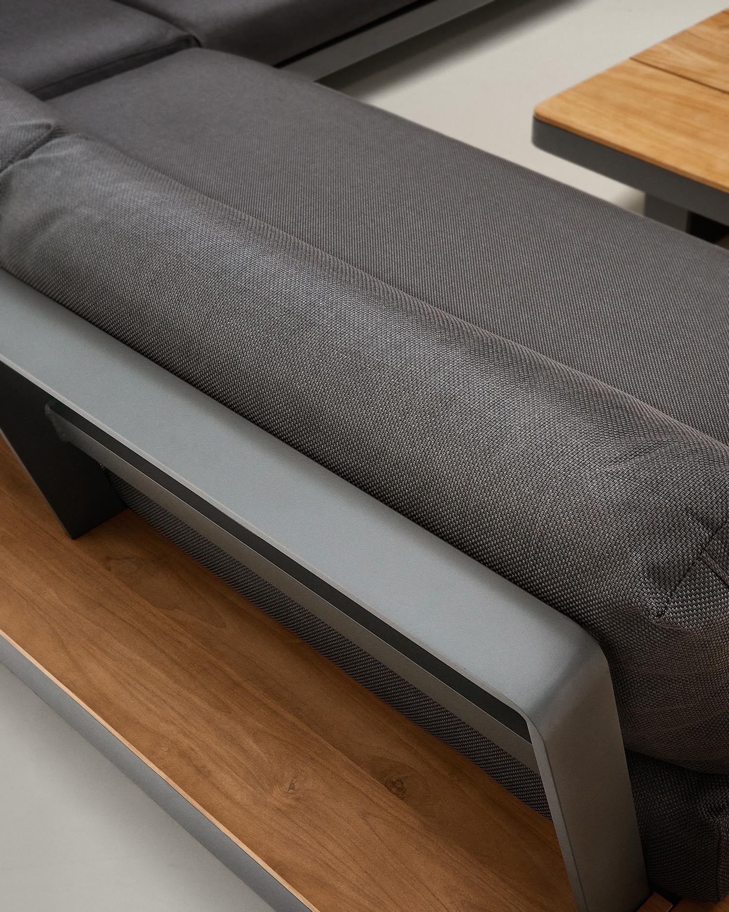 Elegantes 5-Sitzer-Ecksofa und Tisch aus FSC-zertifiziertem Teakholz und Aluminium, ideal für stilvolle Outdoor-Entspannung.