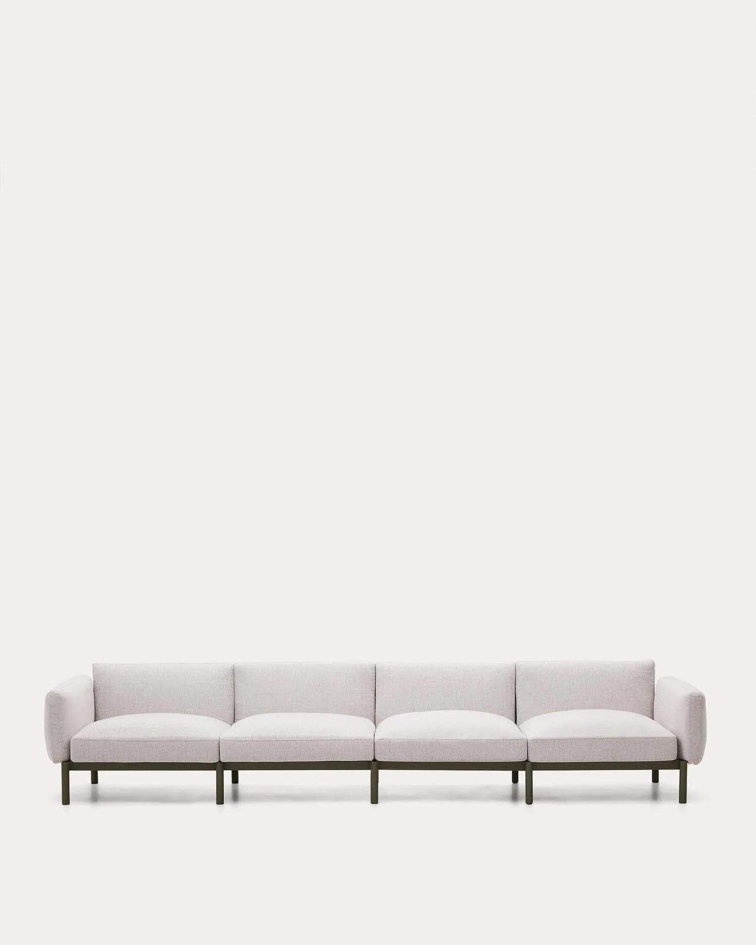 Modulares 4-Sitzer-Sofa Sorells von Kave Home: Elegantes, grünes Aluminium-Design, flexibel und wetterfest für stilvolle Outdoor-Oasen.