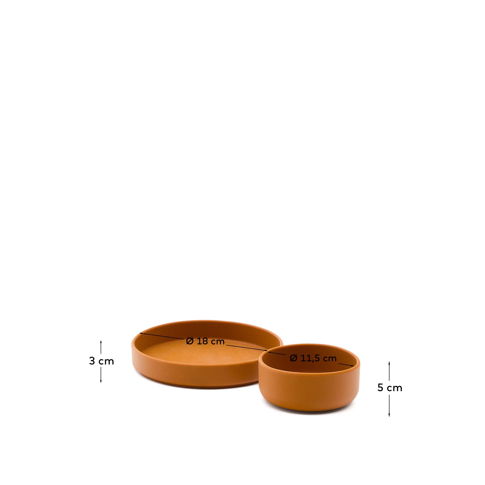 Set Lili aus Teller und Schüssel aus Silikon orange in Orange präsentiert im Onlineshop von KAQTU Design AG. Geschirr Kids ist von Kave Home