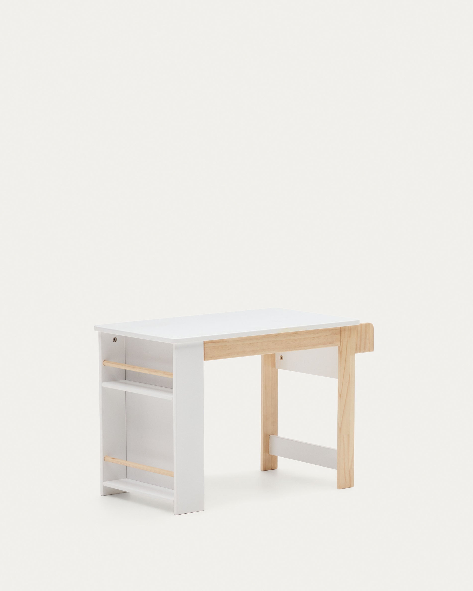 Eleganter Serwa Schreibtisch aus weißem MDF mit robusten Kiefernholzbeinen, perfekt für moderne und funktionale Arbeitsräume.