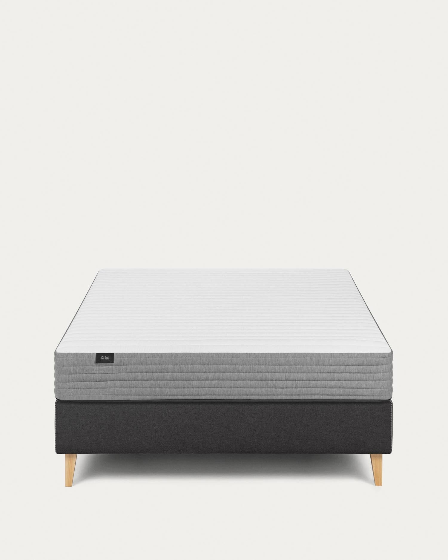 Yoko foam mattress 150 x 190 cm