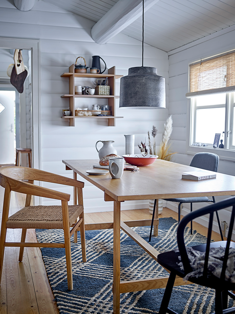Corte Esszimmerstuhl, Grau, Polyester in Grey präsentiert im Onlineshop von KAQTU Design AG. Stuhl ist von Bloomingville